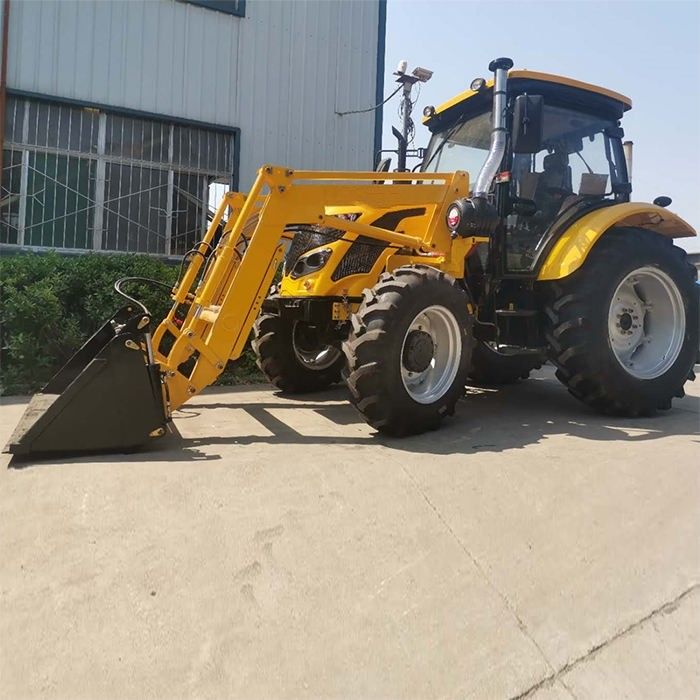 2024 Gear Drive baru Traktor Pertanian 110HP 120HP roda Traktor Dengan Gearbox
